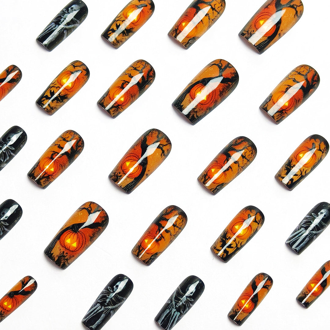 Artificial nails with Halloween design Bowlift
