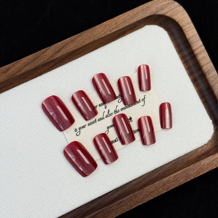 Fashionable Gel Nail Set Bowlift