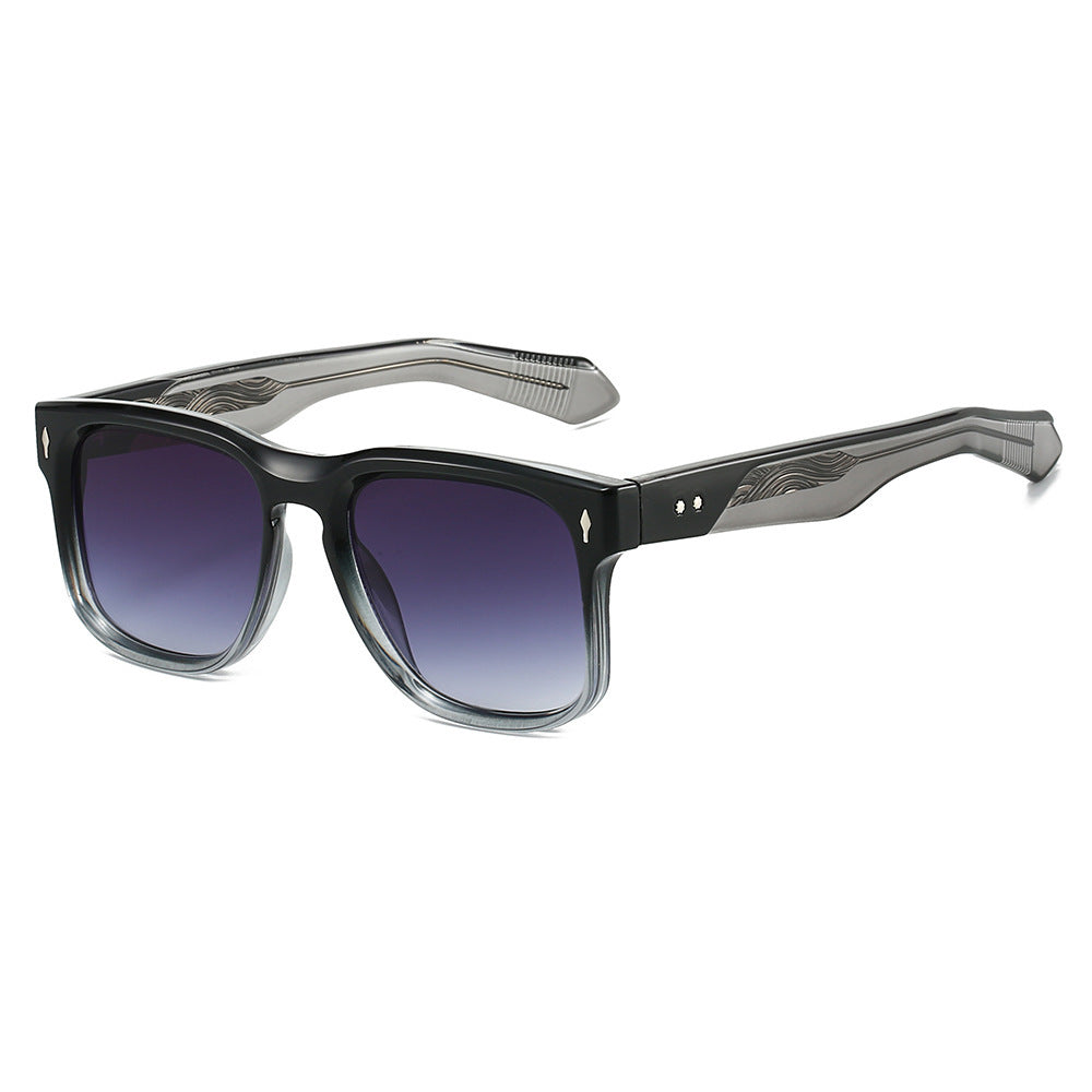 Women's sunglasses in a robust, angular design with UV protection Bowlift