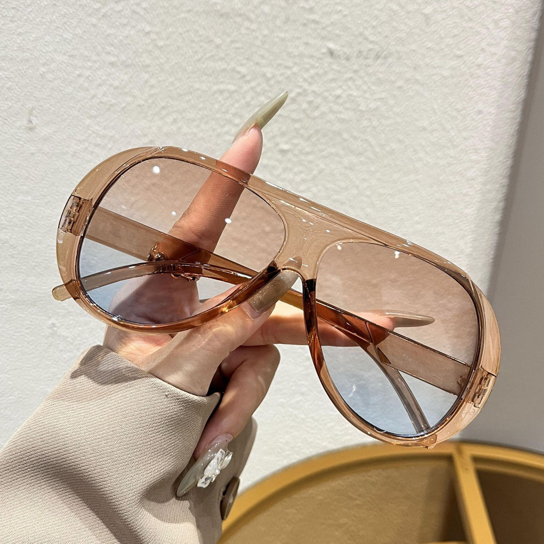 Sporty Oversized Shield Sunglasses Bowlift