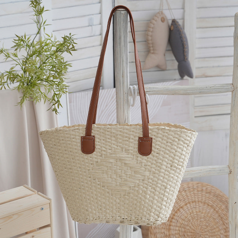 Elegant basket bag with high-quality leather handles Bowlift