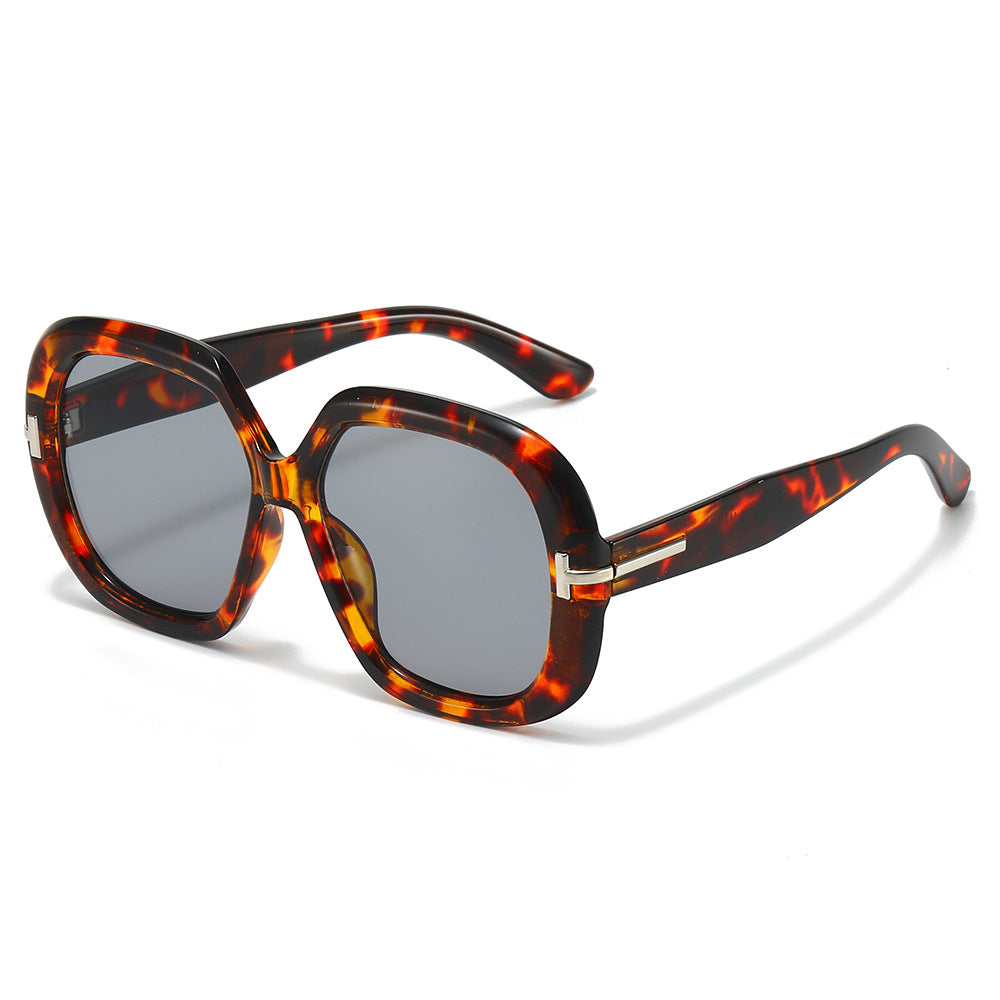 Oversized Tortoise Shell Sunglasses Bowlift