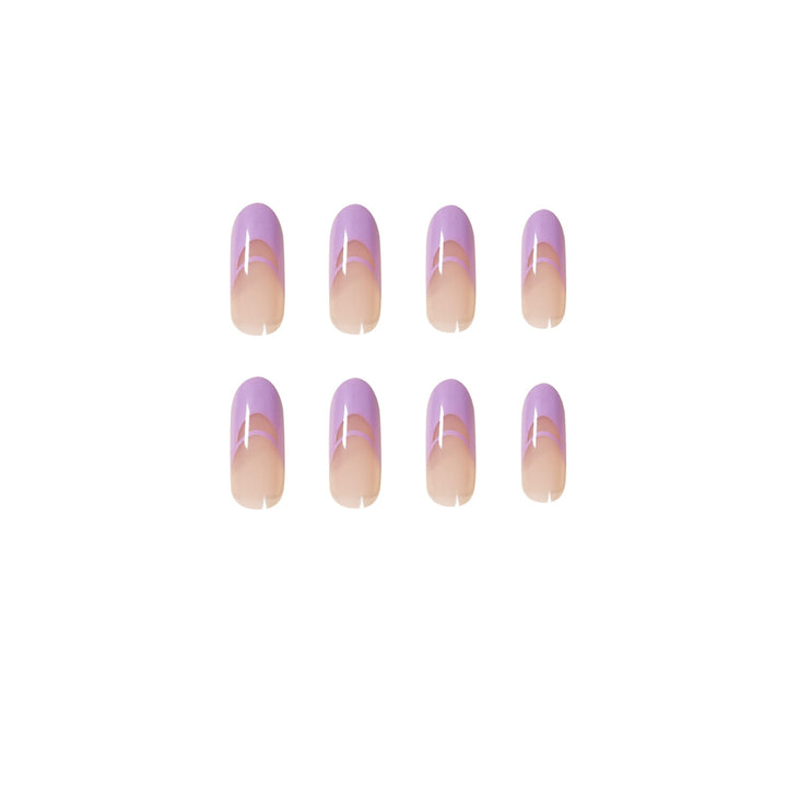 Elegant artificial nails with fine ombre design and noble accents Bowlift