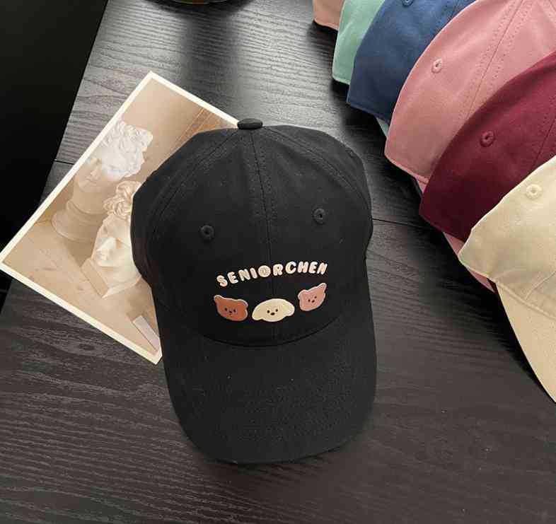 Women's Playful Graphic Cap Bowlift