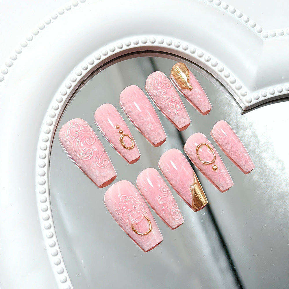 Elegant and Decorative Art Nails Bowlift
