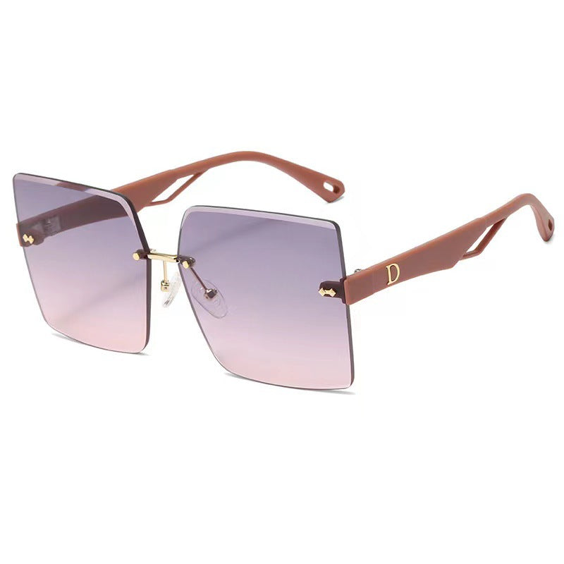 Women's fashionable square sunglasses with luxurious and elegant frame Bowlift
