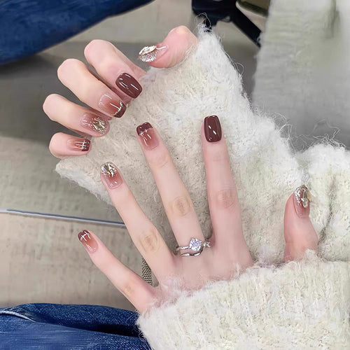 Elegant Foil and Floral Press-On Nail Set Bowlift
