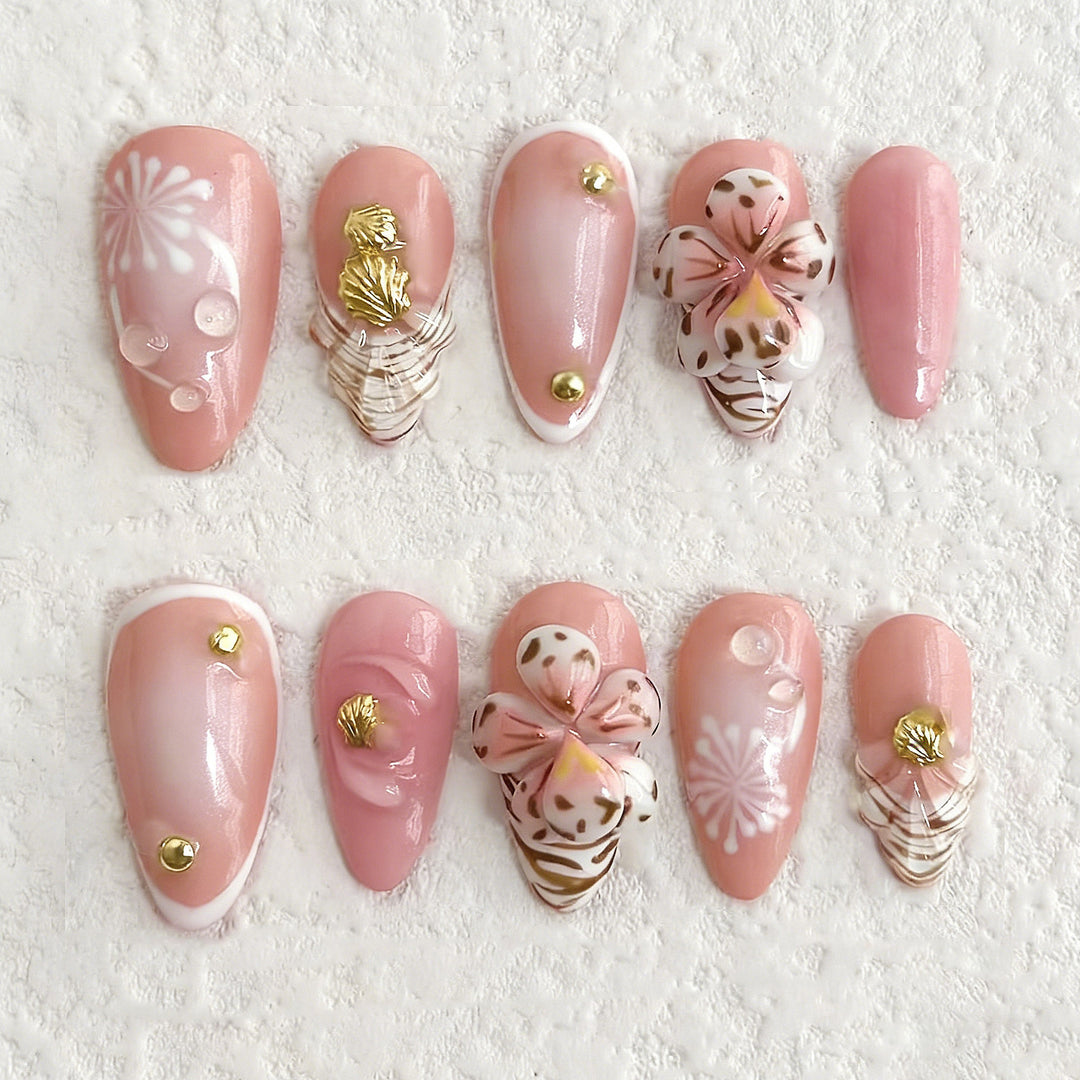 Elegant Floral Embellished Press-On Nail Set Bowlift