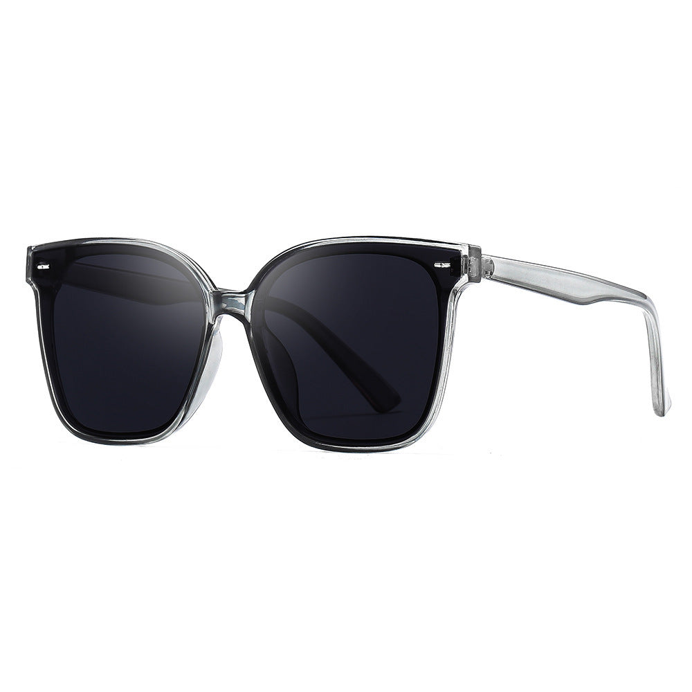 Women’s sunglasses in modern geometric design Bowlift