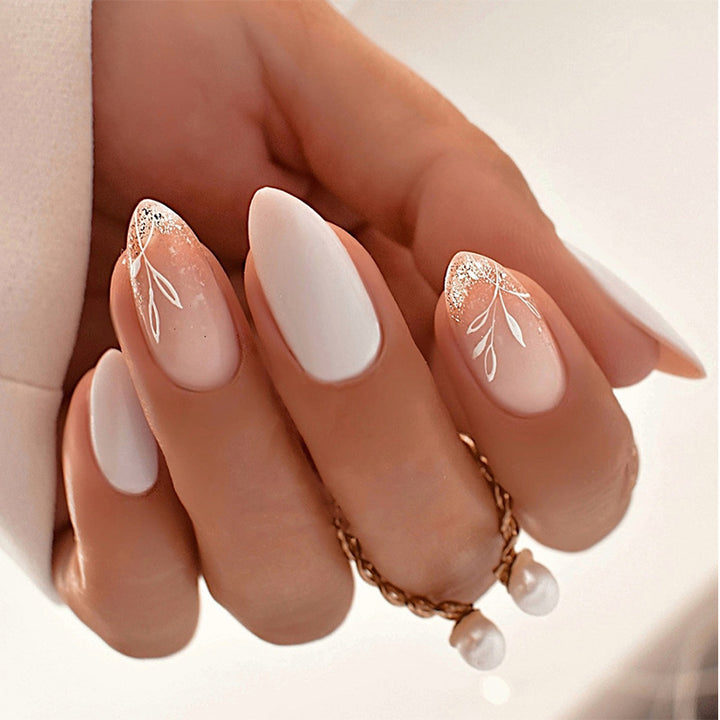 Luxurious Faux Finish Press-On Nail Set with Elegant Floral Design Bowlift