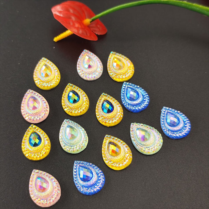 Glittering drop appliqués Bowlift