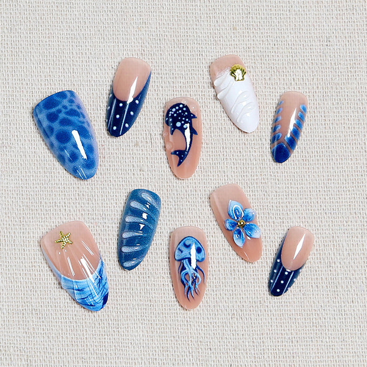 Artificial nails with maritime design and 3D flower accents Bowlift