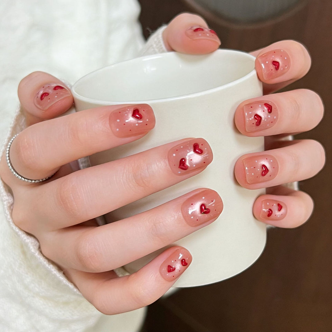 Innovative Heart-Themed Adhesive Nail Art Bowlift