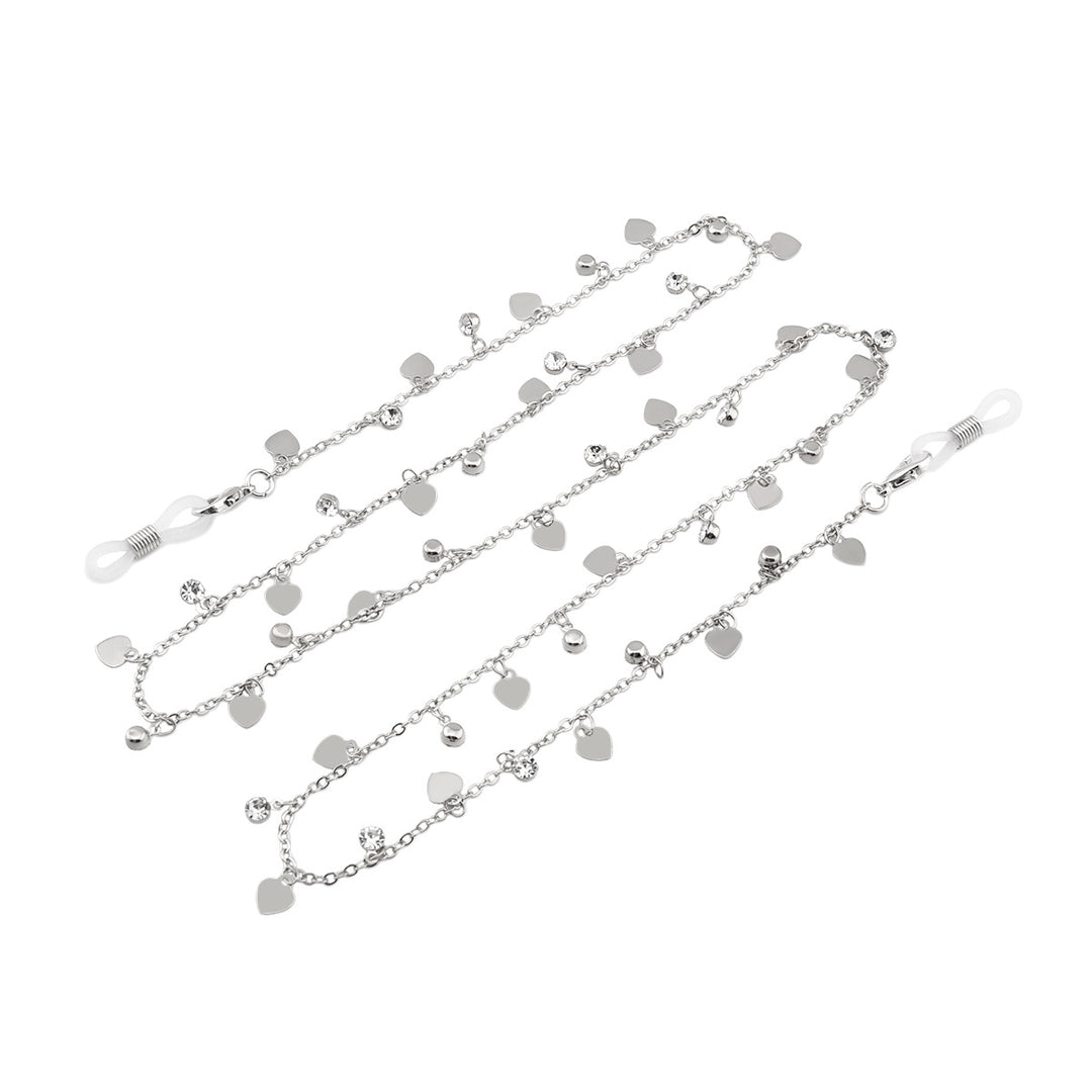 Decorative Heart-Shaped Eyewear Chain Bowlift