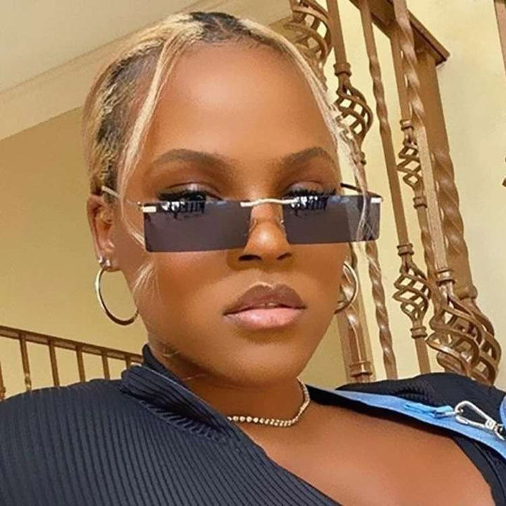 Women's Fashion Rectangular Sunglasses with Elegant Metal Frame Bowlift