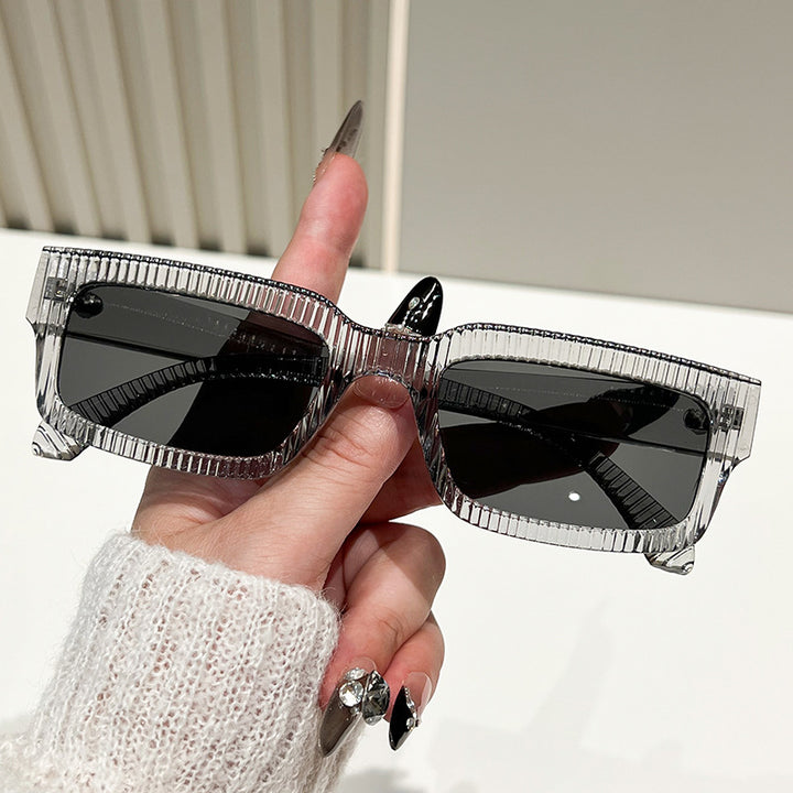 Ladies stylish sunglasses with textured frame Bowlift
