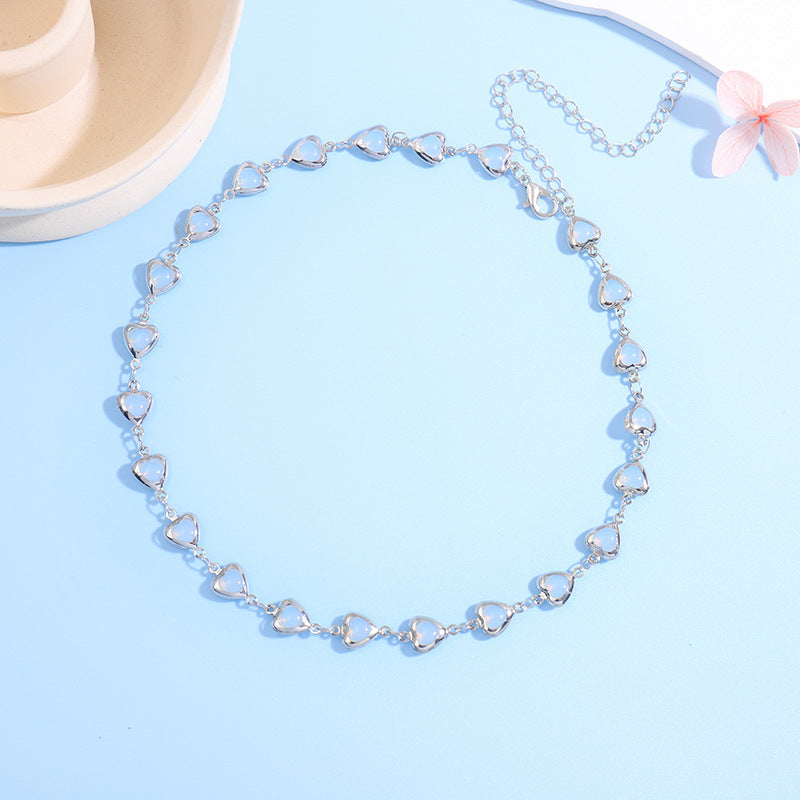 Heart-Shaped Gemstone Choker Necklace Bowlift