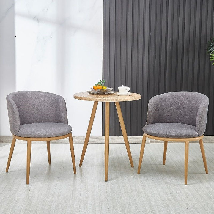 Polster chair with modern curves and comfortable seating surface Bowlift