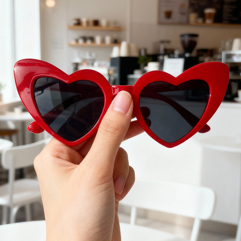 Vintage Heart-Frame Sunglasses Bowlift