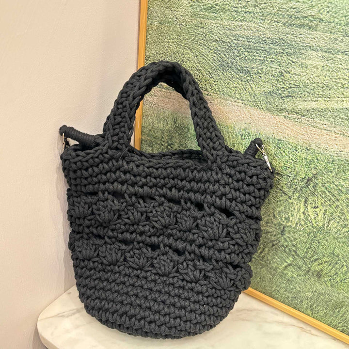 Hand-knotted Tote Bag Bowlift