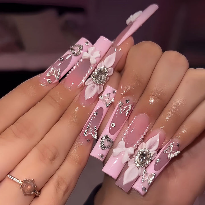 Decorative Press-On Nail Set Bowlift