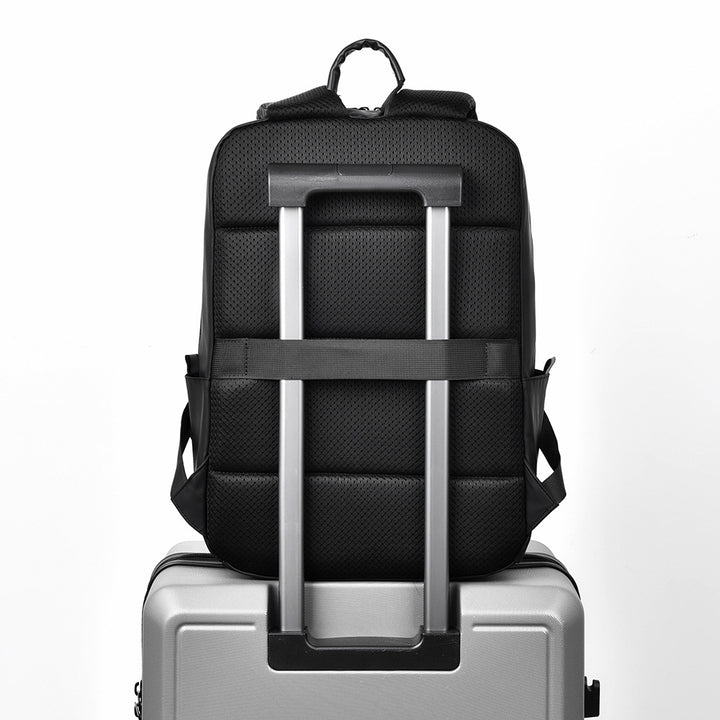 Sleek Tech-Ready Backpack Bowlift
