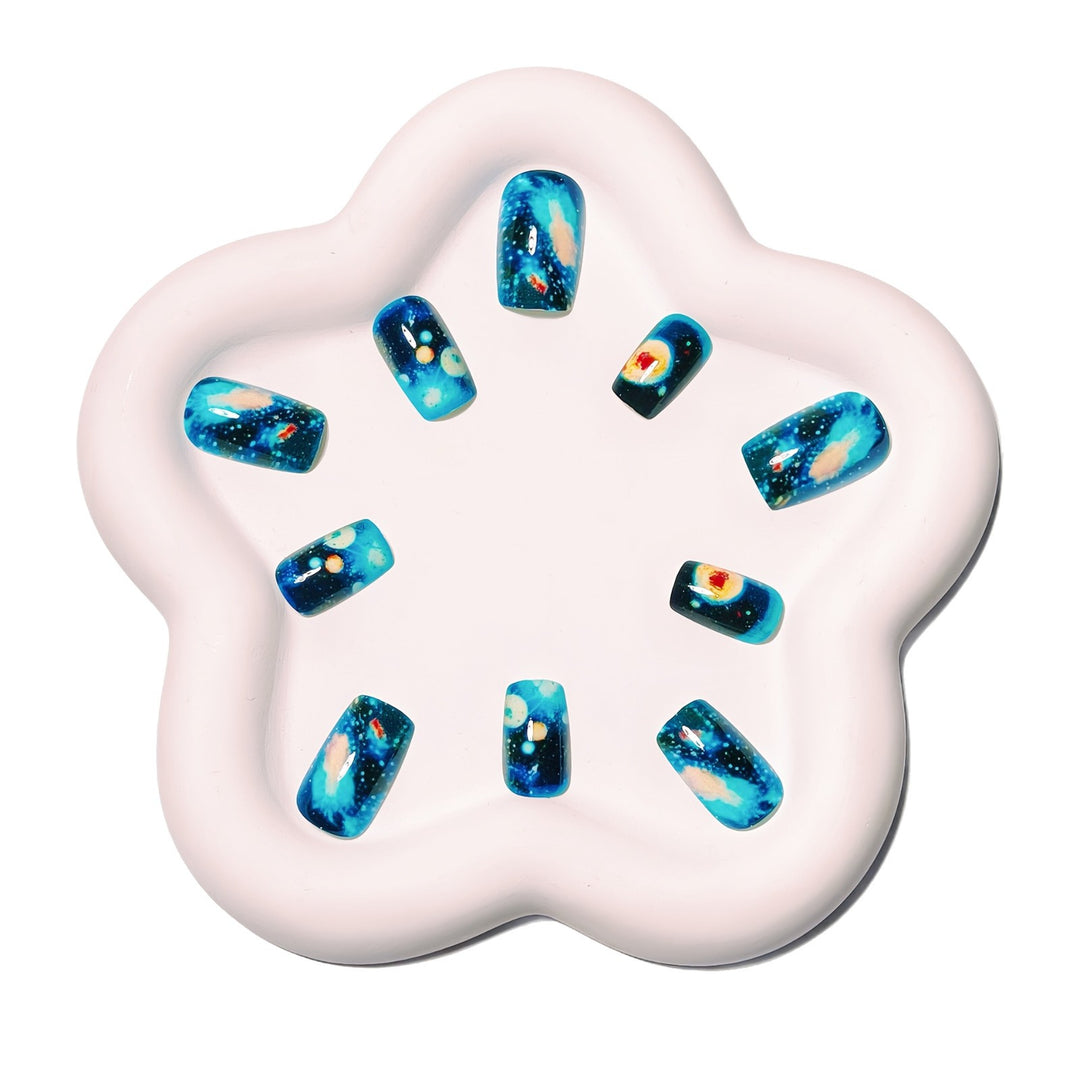 Galaxy-Themed Nail Art Bowlift