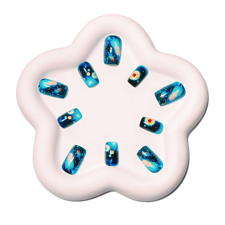 Galaxy-Themed Nail Art Bowlift