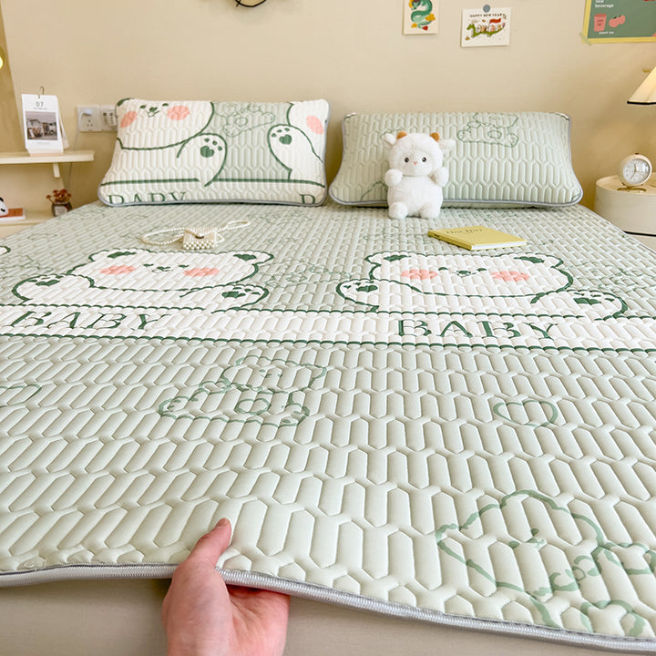 Playful Rabbit-Themed Quilted Bedspread Set