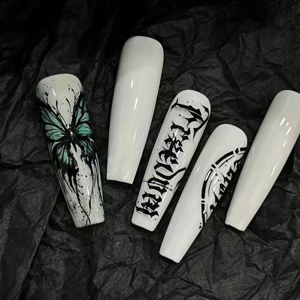 Stylish Glitter Star Nail Art Bowlift