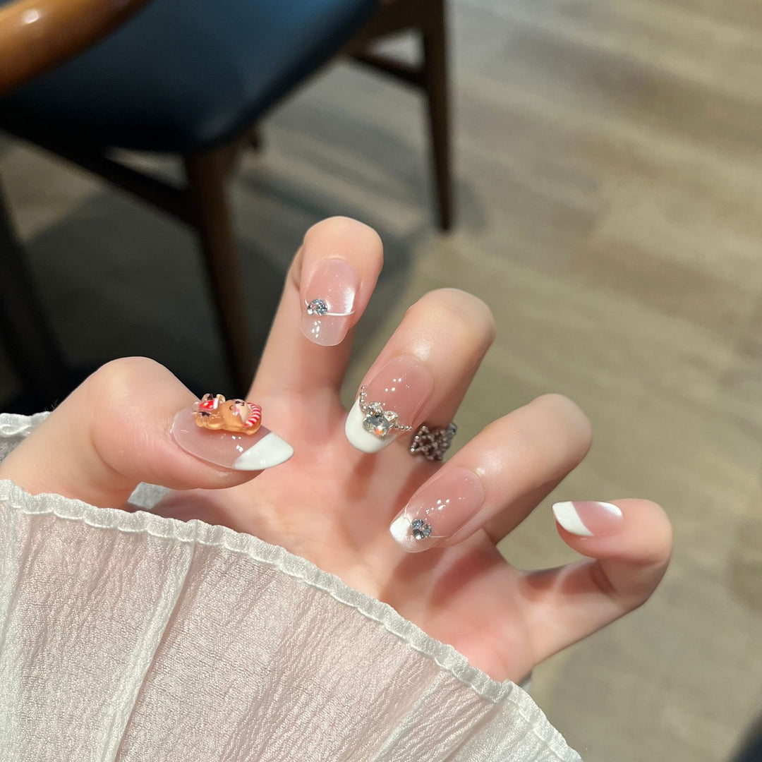 Artistic French Tip Press-On Nails Bowlift