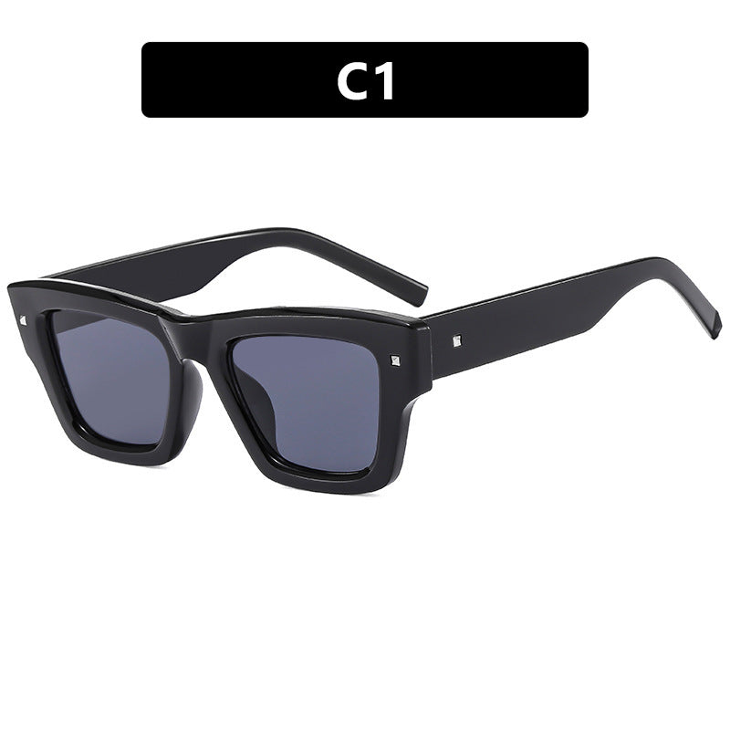 Ladies fashionable rectangular glasses with multifaceted design Bowlift