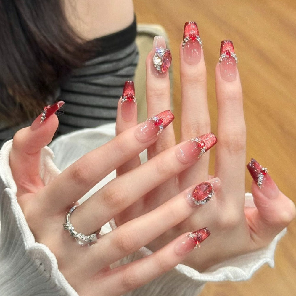 Artificial Nails in Stylish Ombre Design Bowlift