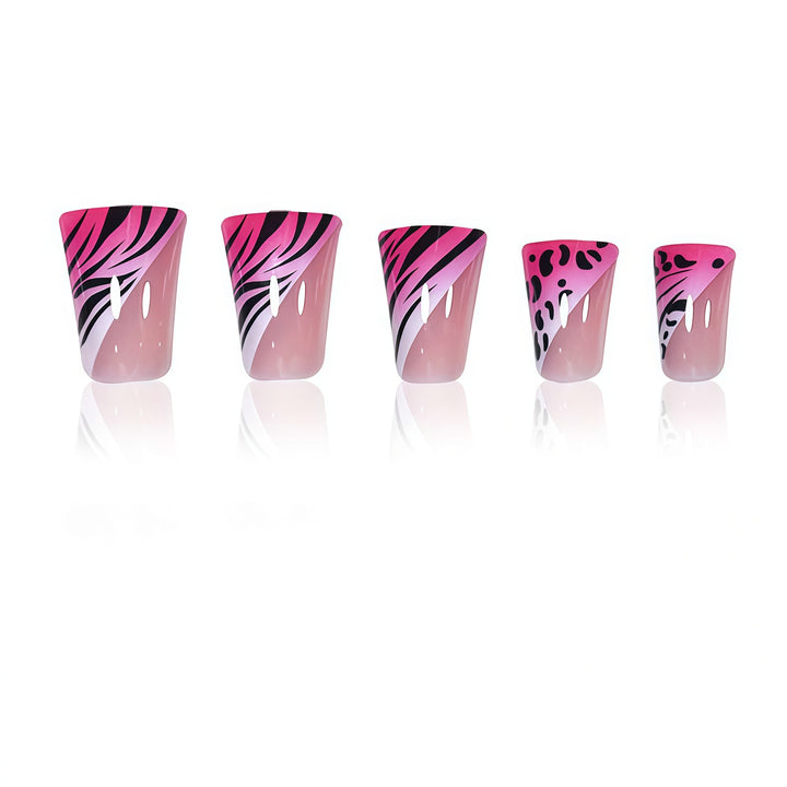 Glamorous Stiletto Nail Extensions Bowlift