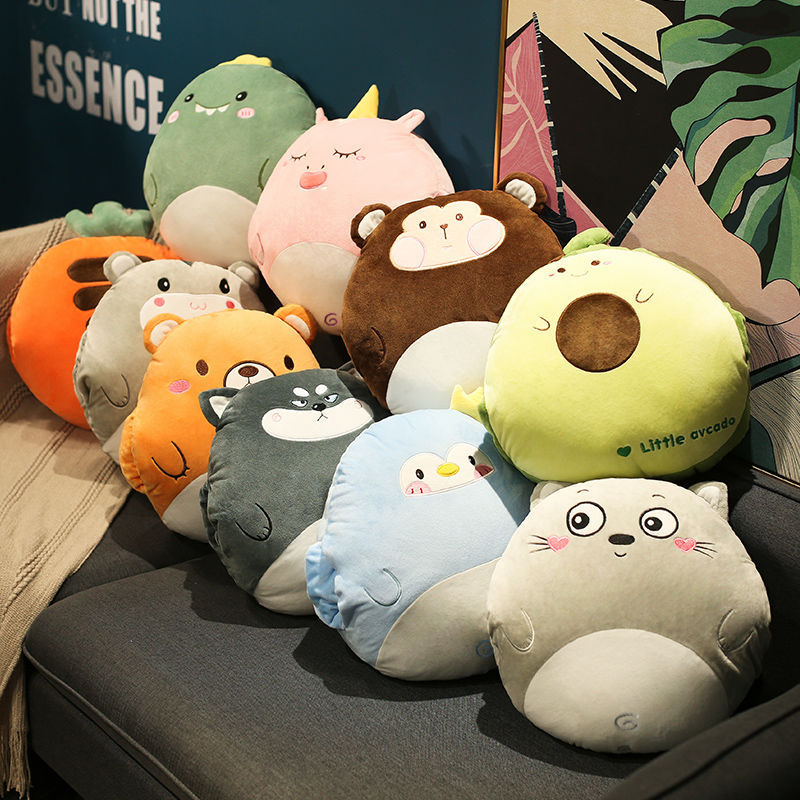 Plush carrot cushion and blanket set Bowlift