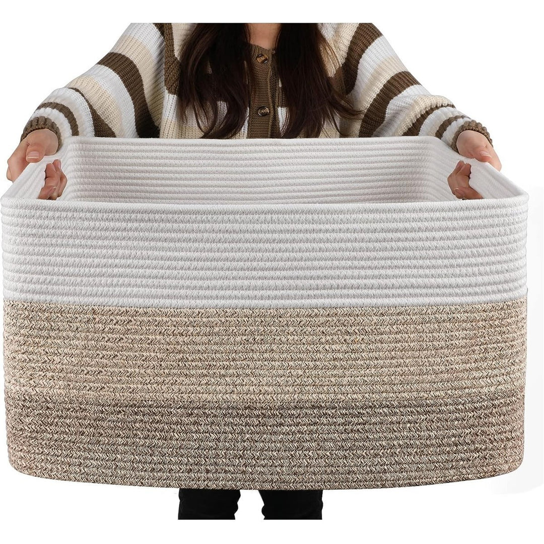 Women Open Storage Basket made of woven material Bowlift