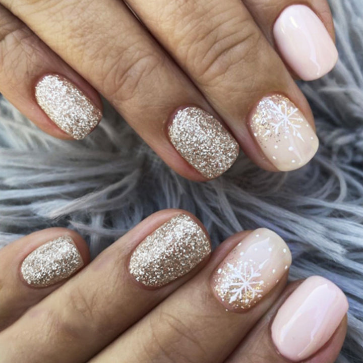 Festive Holiday Themed Press-On Nails Bowlift