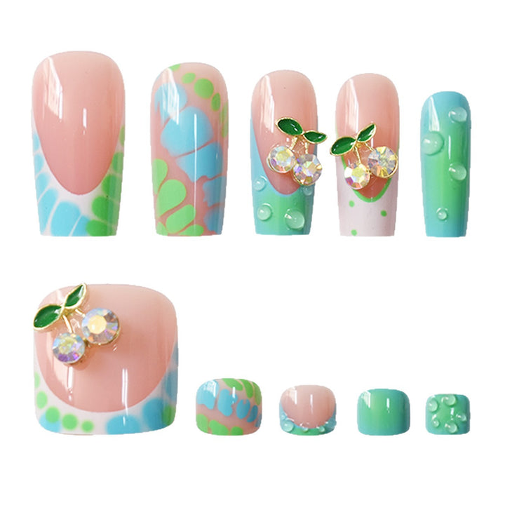 Artistic Nail Art Set with Floral Accents Bowlift