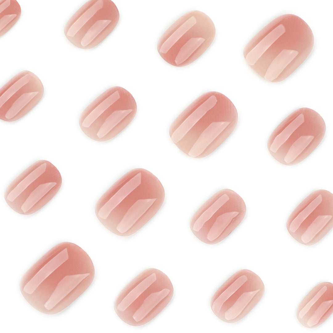 Artificial gel nails with elegant high-gloss finish Bowlift