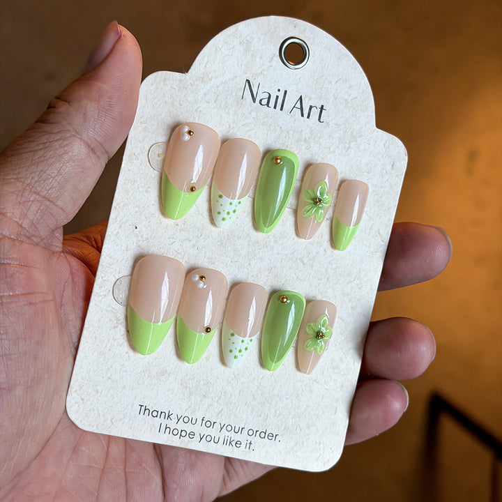 Nature-Inspired Press-On Nail Art Set Bowlift