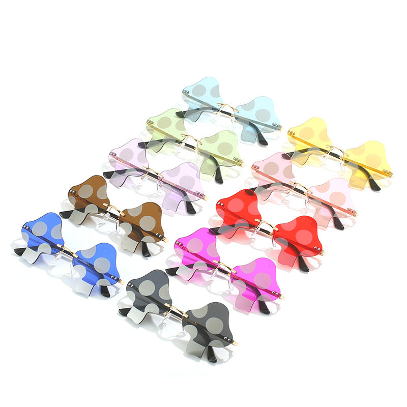 Unique Oversized Polka Dot Frame Sunglasses Bowlift