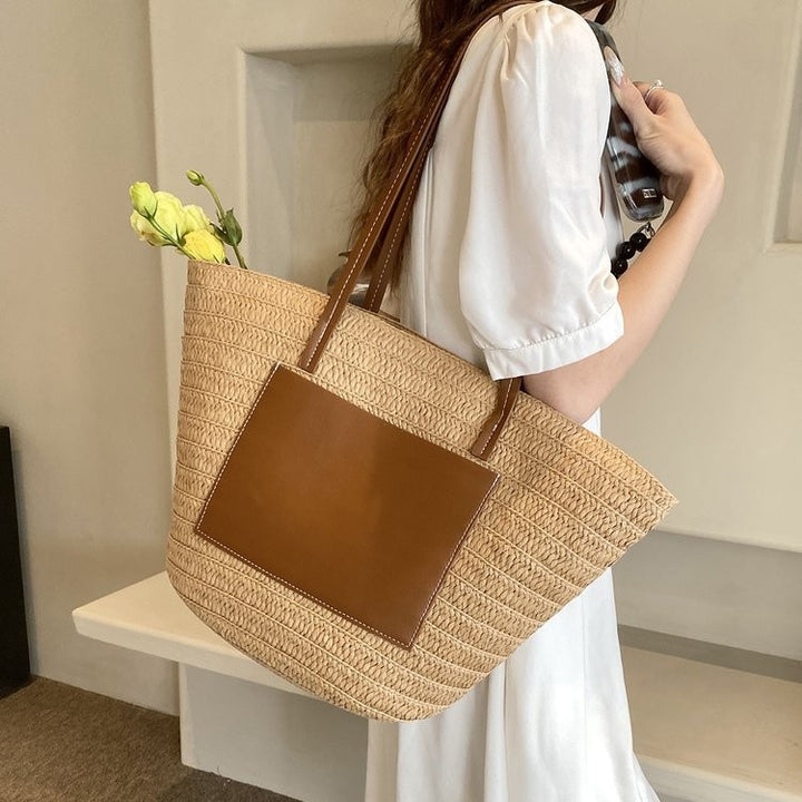 Spacious macrame tote bag with elegant leather accent Bowlift