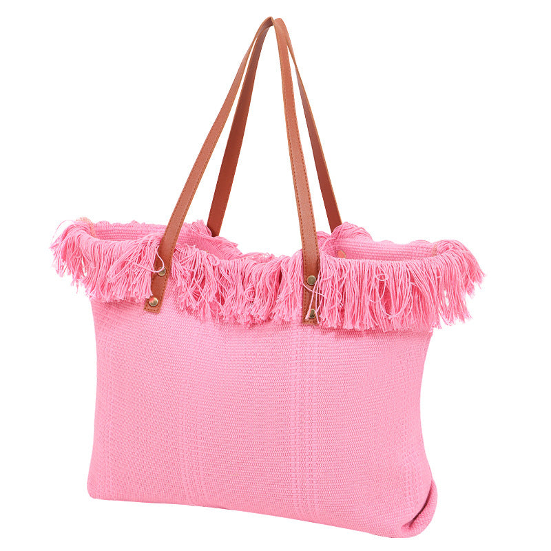 Beach bag with eye-catching fringe edge Bowlift