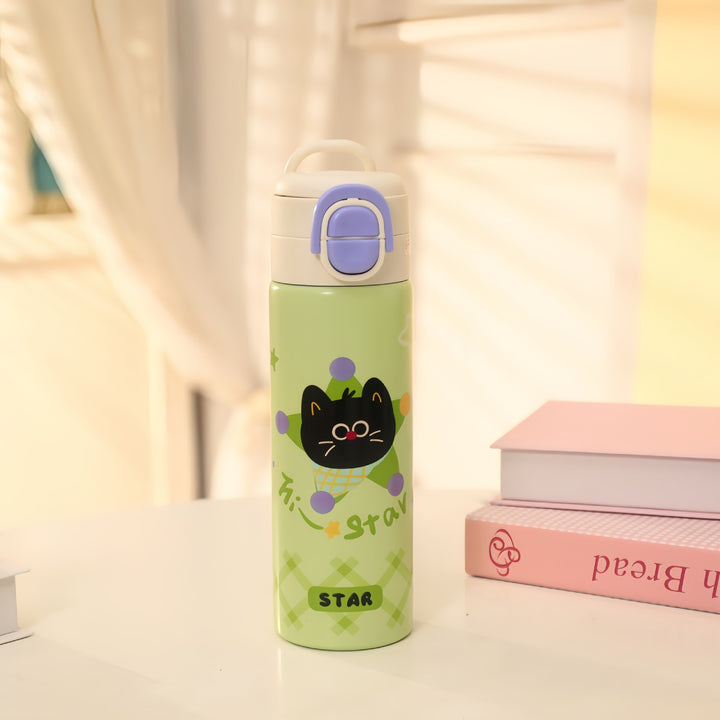 Insulated drinking bottle with cute design and practical closure Bowlift