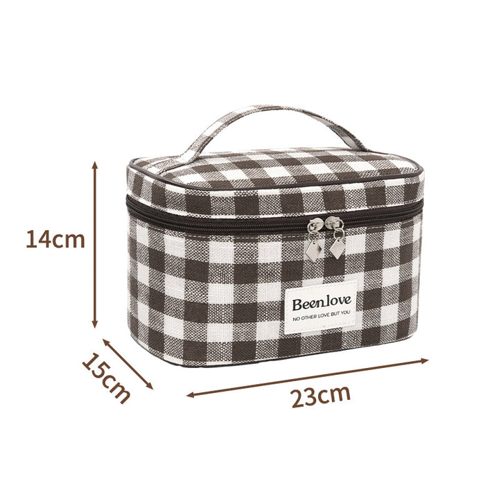 Stylish Checkered Makeup Case Bowlift