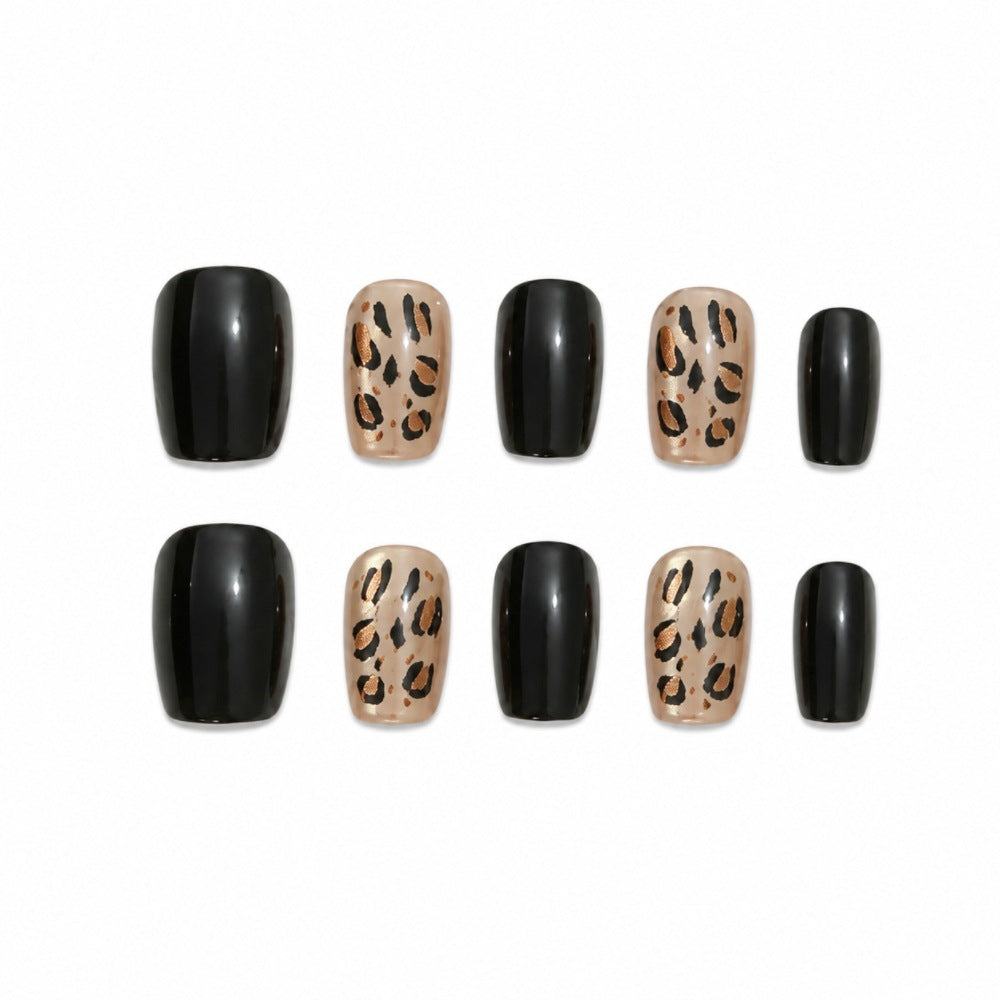 Fashionable leopard pattern artificial nails with glitter accents Bowlift