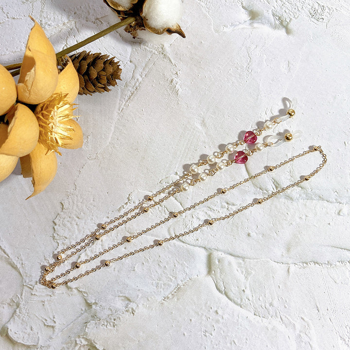 Elegant necklace with pearls and rubies Bowlift