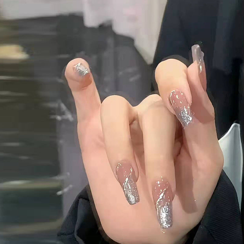 Stylish heart and ombre design artificial nails Bowlift
