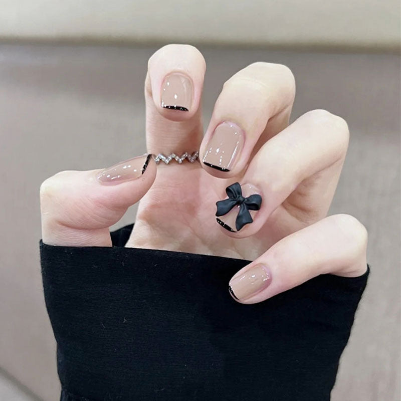 Stylish heart and ombre design artificial nails Bowlift