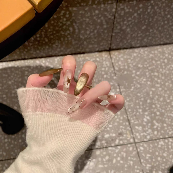 Glamorous Nail Design Set Bowlift